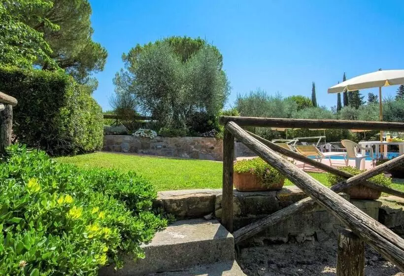 Well Kept Apartment In Castelfiorentino With Shared Pool