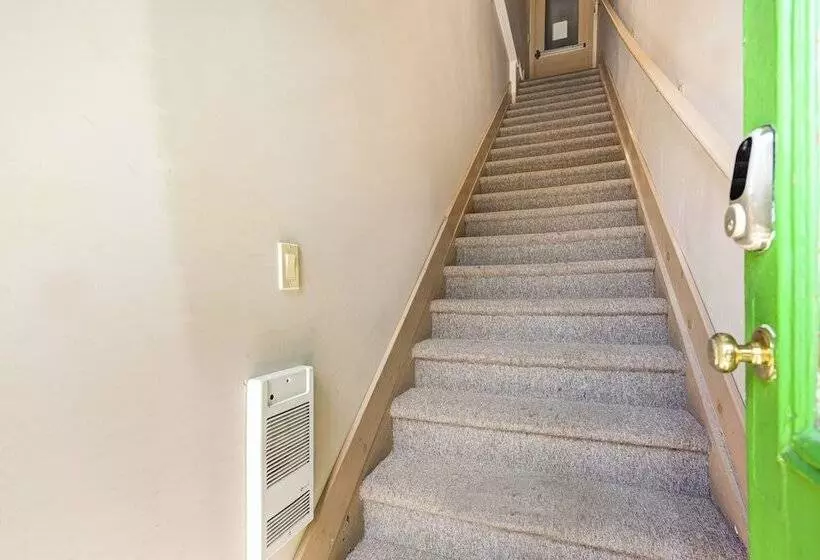 Wellington Inn By Hoco Hotels Collection