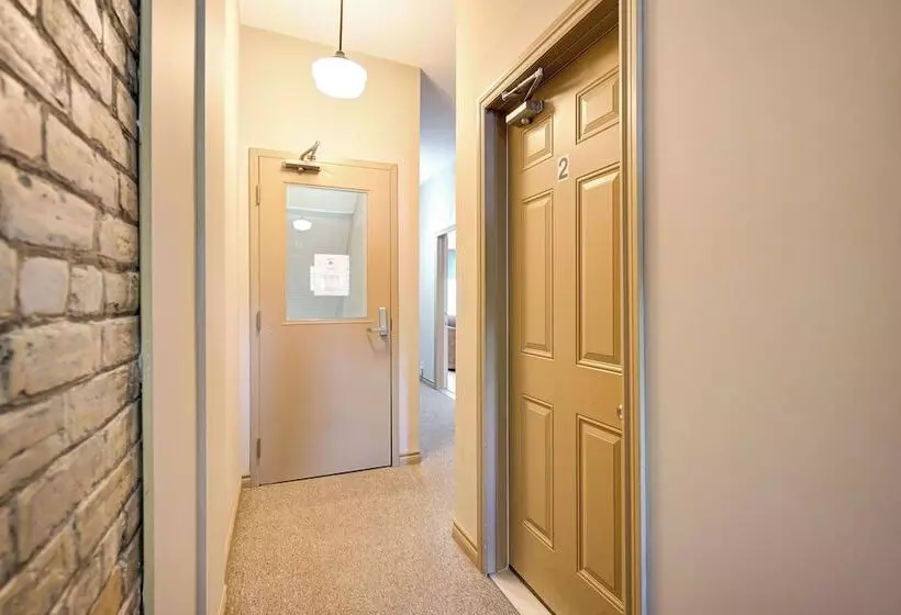 Wellington Inn By Hoco Hotels Collection