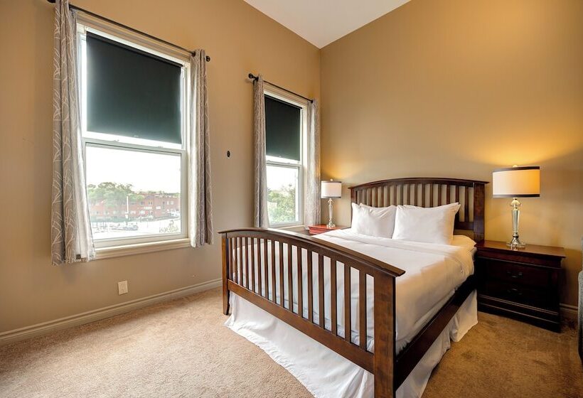 Wellington Inn By Hoco Hotels Collection