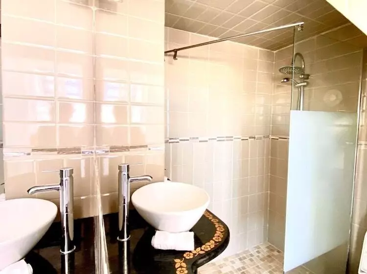 Aamiaismajoitus (B&B) Zenit Boutique Bb Olhao