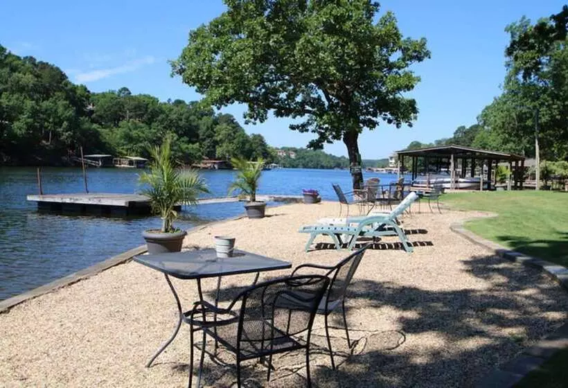 Edgewater Resort Cottage #1