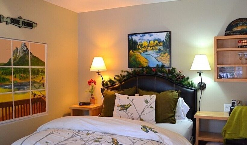 Hotel Chewuch Inn & Cabins