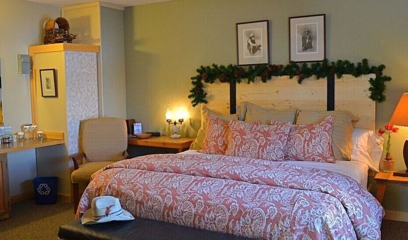 Hotel Chewuch Inn & Cabins