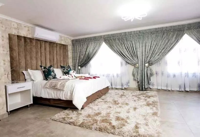 Hotelli Lefa Boutique