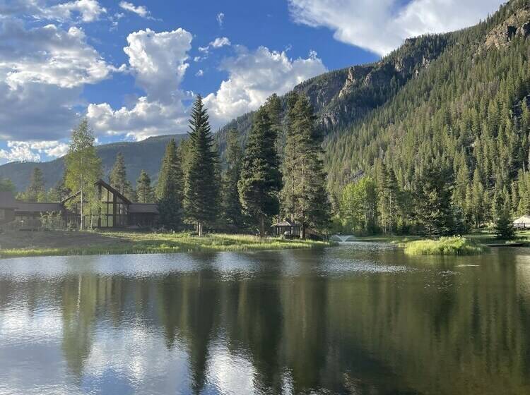 בית מלון כפרי Arapaho Valley Ranch