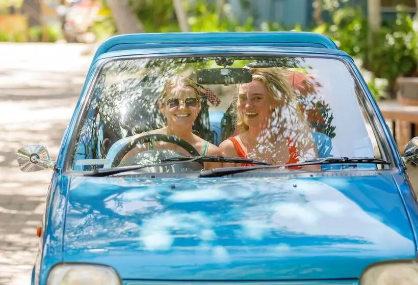 Hotelli Roamer Magnetic Island Koala Park