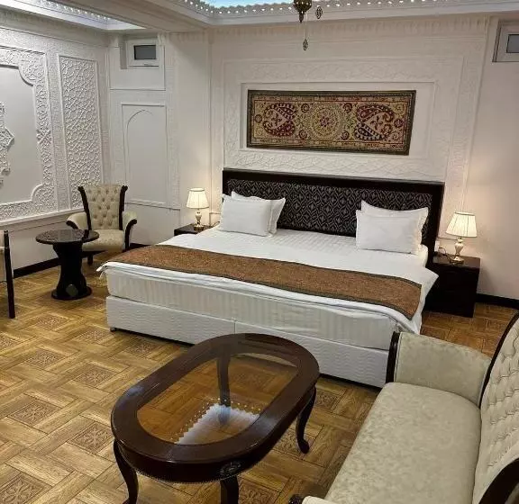 هتل Shahristan Plaza