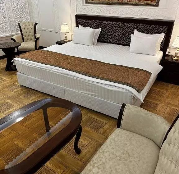 هتل Shahristan Plaza