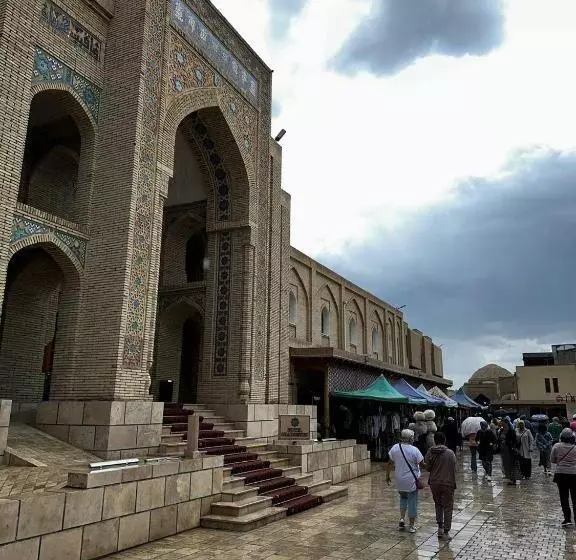 هتل Shahristan Plaza