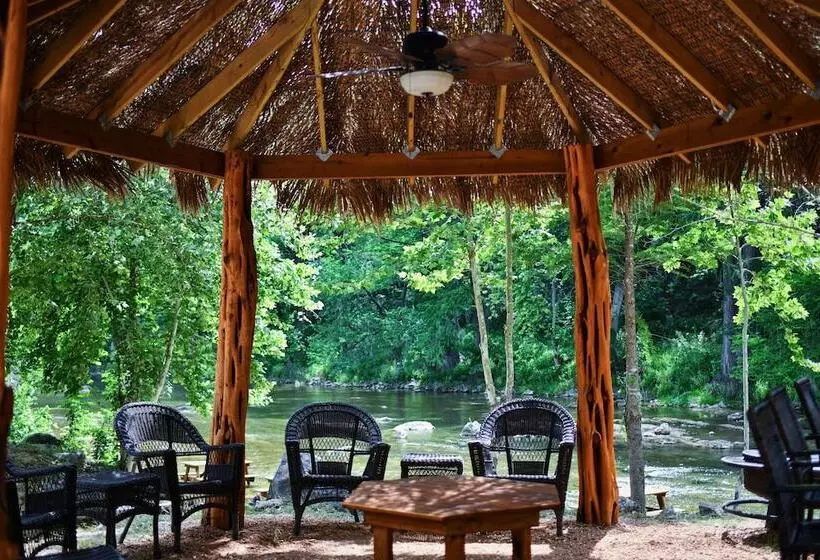 Hotelli Son S Guadalupe Glamping Tents