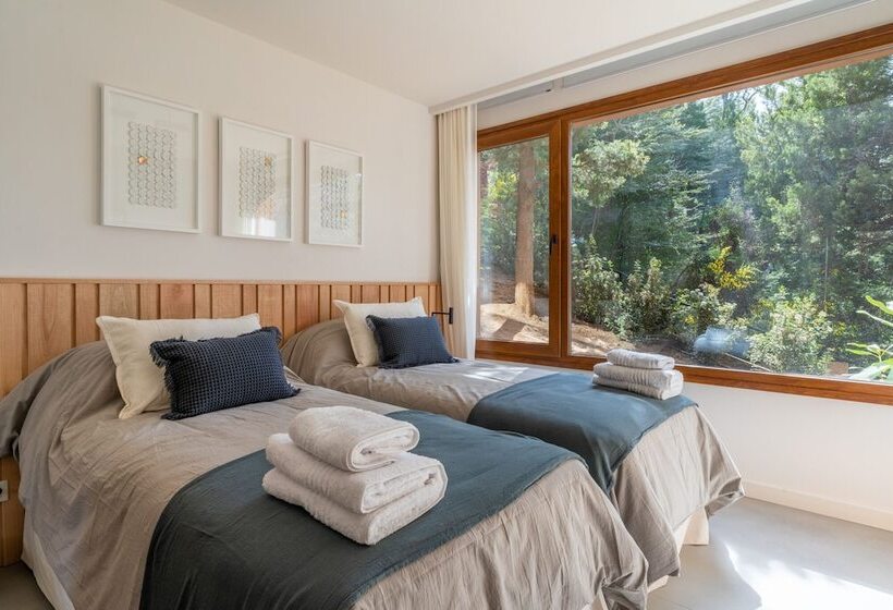 هتل Suites Del Lago Cipres