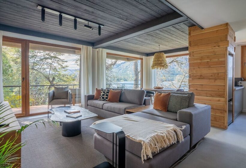 هتل Suites Del Lago Cipres