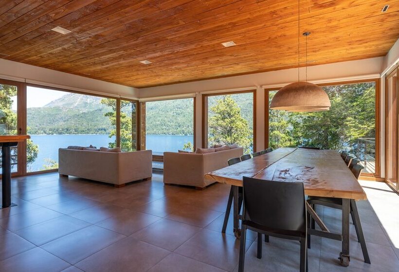 هتل Suites Del Lago Cipres