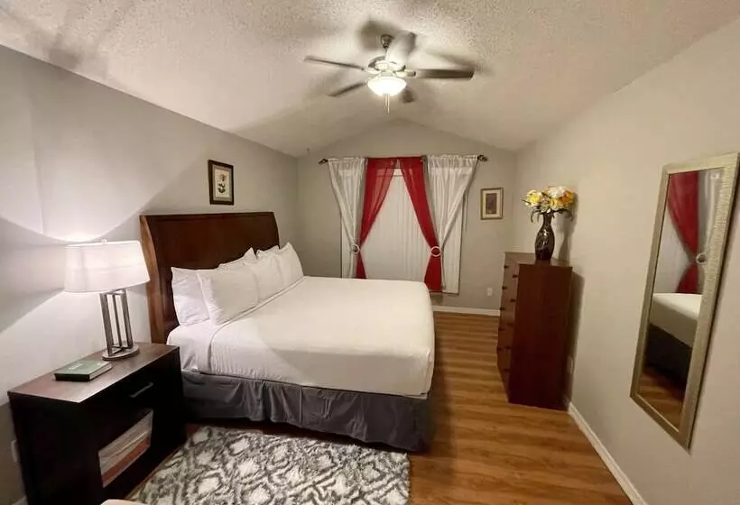 ペンション Blissful Guest House