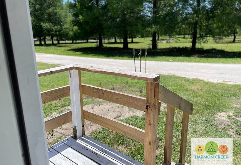 Resort Harmon Creek Marina And Campground