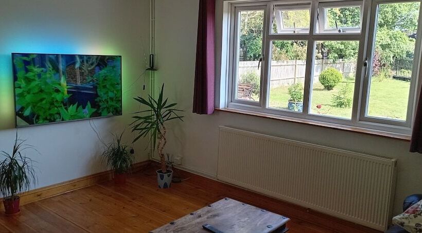 3 Bed Cottage In Quiet & Green Wallington