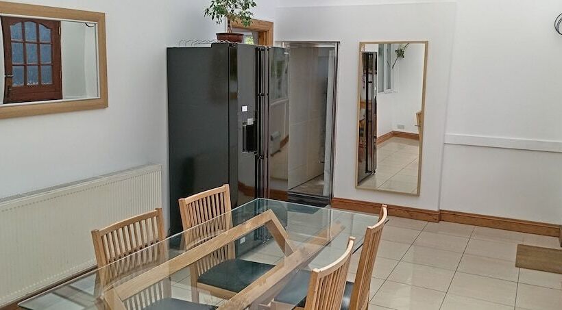 3 Bed Cottage In Quiet & Green Wallington