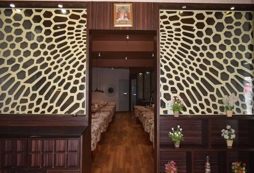 Annandam Inn Hotel Anand