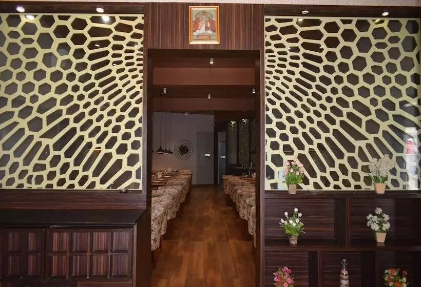 Annandam Inn Hotel Anand