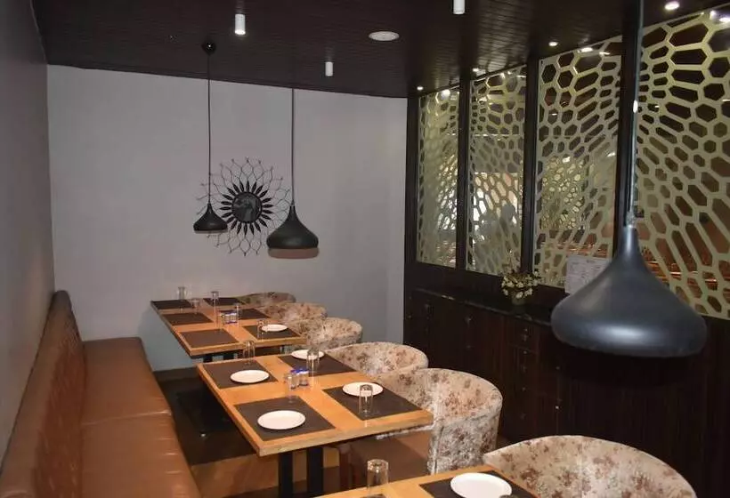 Annandam Inn Hotel Anand