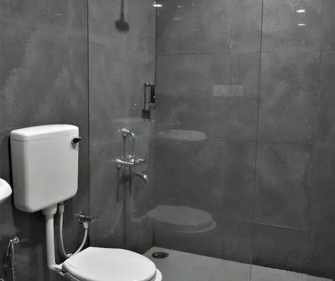 Annandam Inn Hotel Anand