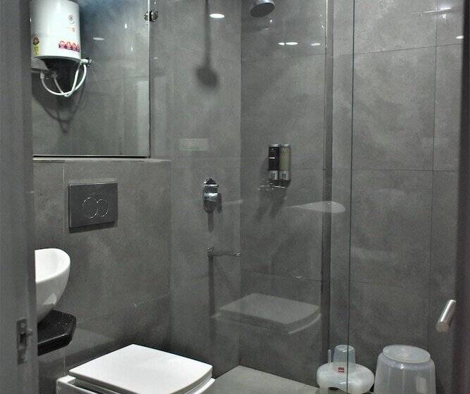 Annandam Inn Hotel Anand