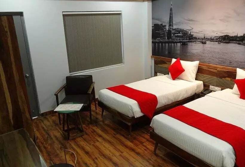 Annandam Inn Hotel Anand