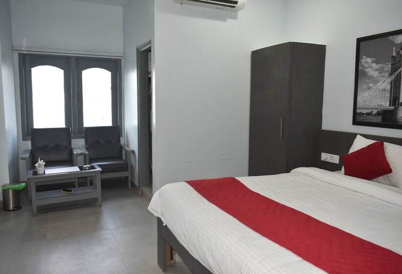 Annandam Inn Hotel Anand