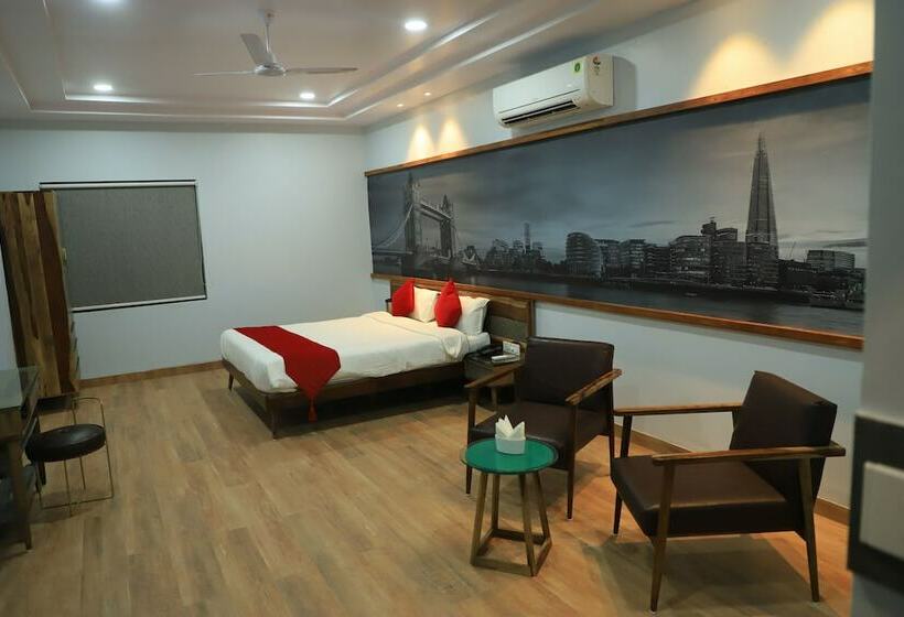 Annandam Inn Hotel Anand