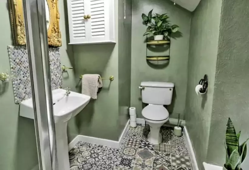 Bodorwel Cottage, Next To Ffestiniog Railway