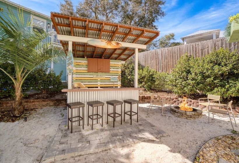 Halo By Avantstay Walk To Beach + Private Pool