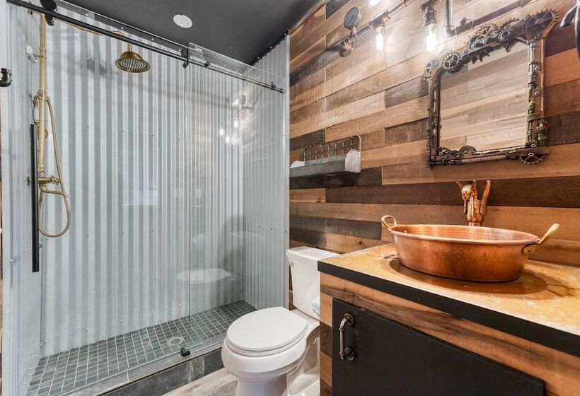 Halo By Avantstay Walk To Beach + Private Pool