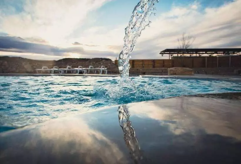 ホテル Desert Reef Hot Springs