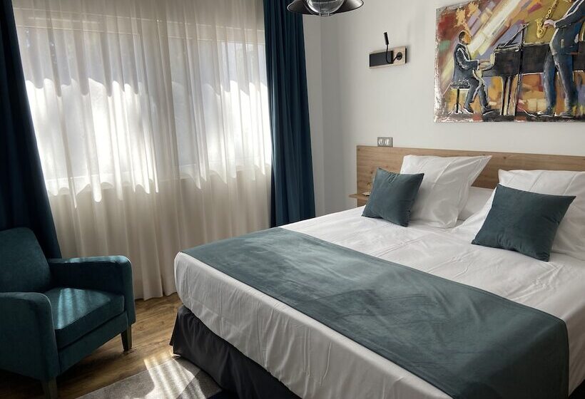 Hotel El Chaparral Holidays