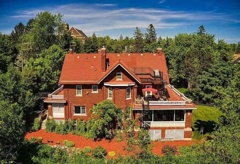 Hotelli Gg Barnum Mansion