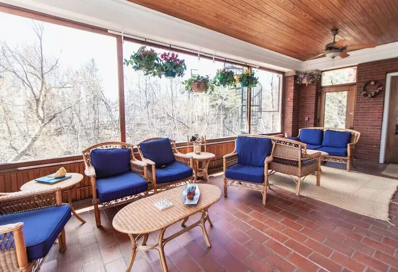 Hotelli Gg Barnum Mansion
