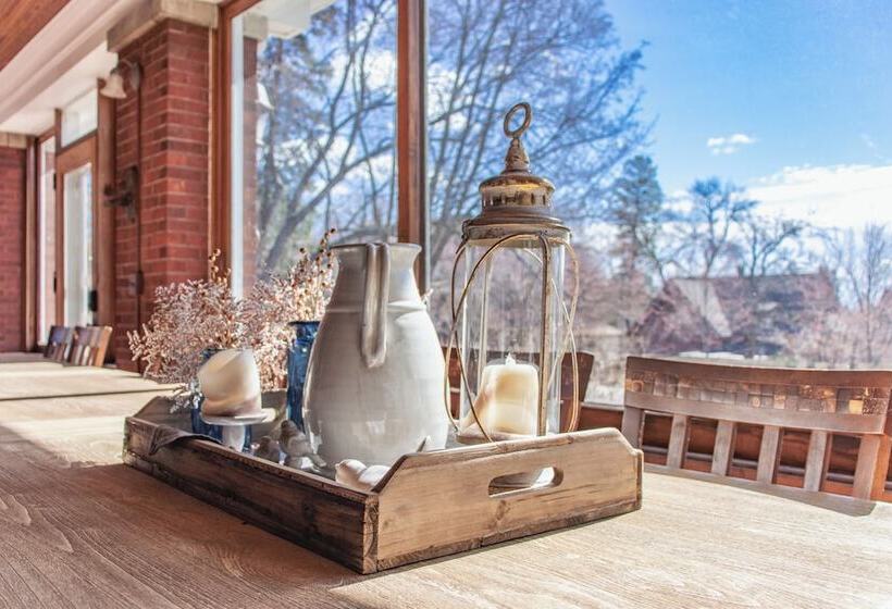 فندق Gg Barnum Mansion