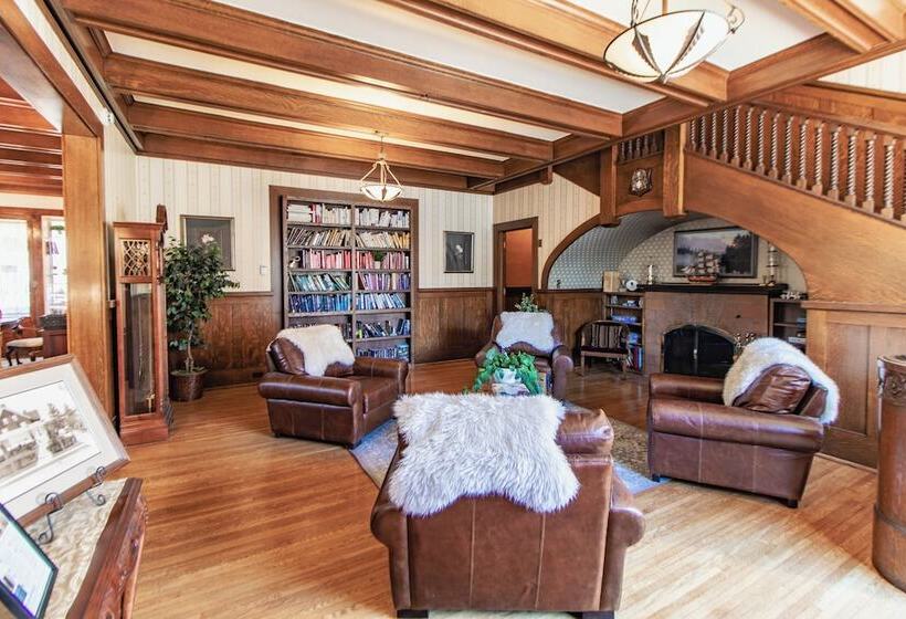 فندق Gg Barnum Mansion