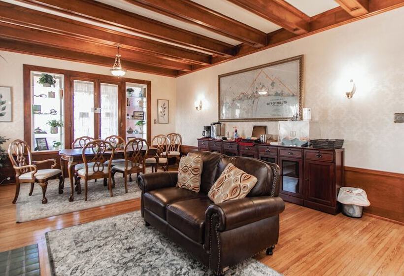 فندق Gg Barnum Mansion