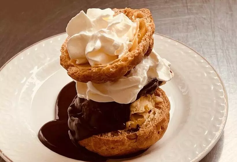 Hotelli Hostellerie Au Rendez Vous Des Amis