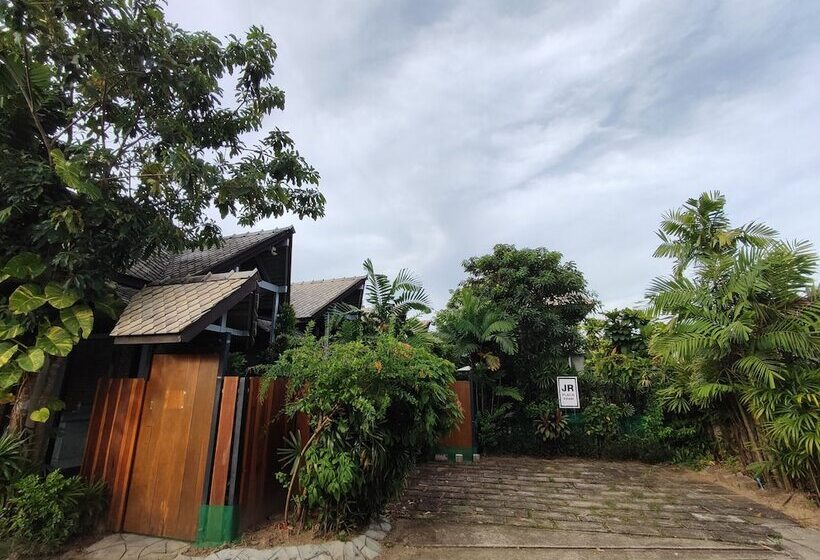 בית מלון כפרי Jr Place At Klong Muang Beach Krabi