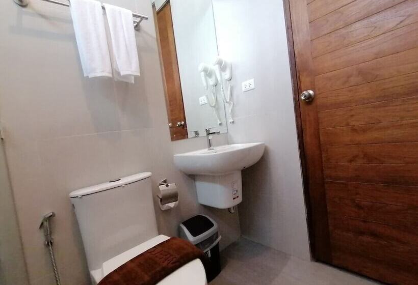 בית מלון כפרי Jr Place At Klong Muang Beach Krabi