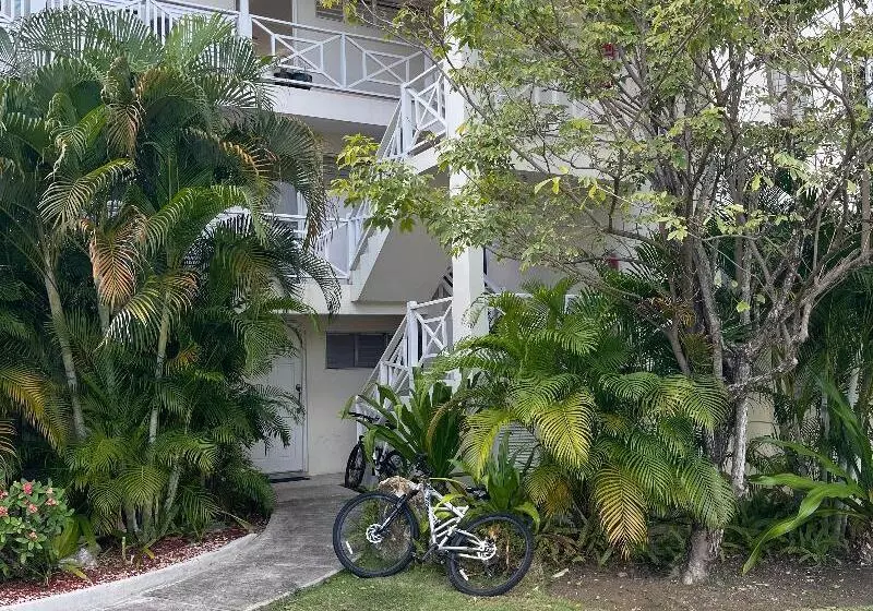 هتل Luxury Apartments And Rooms The Lagoons