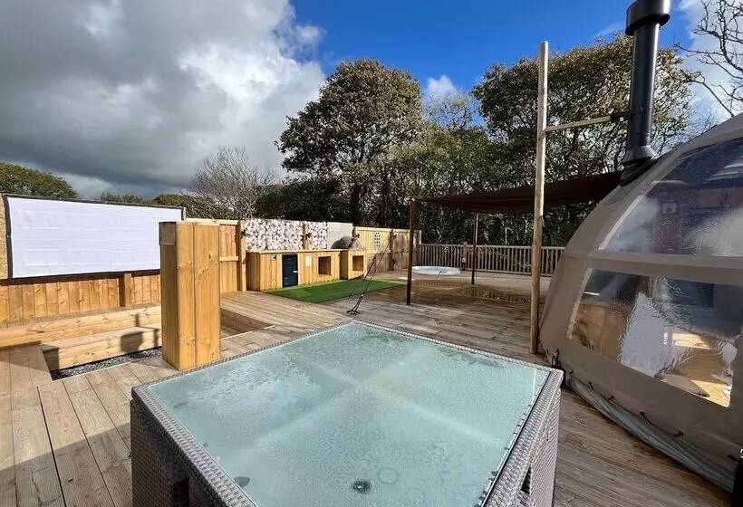 Hotelli Moonlight Dome Tent