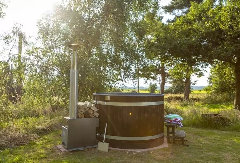 Lotus Belle Tents Sleeping Up To 7 Guests