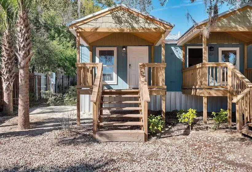 Motelli Fiddler S Restaurant And Resort