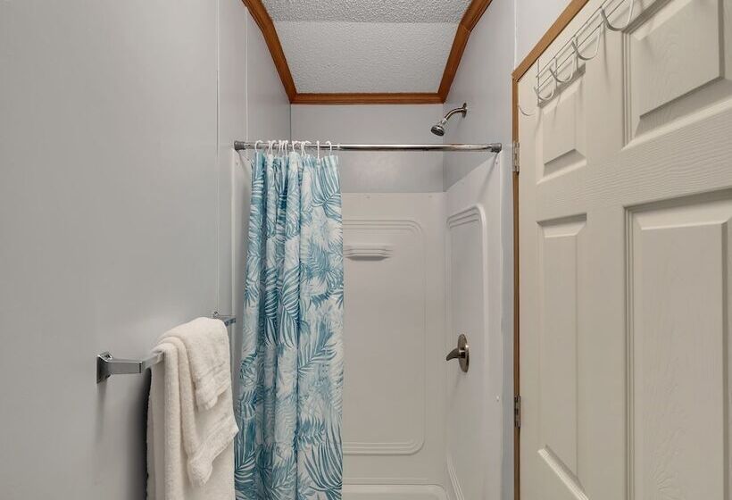 فندق على الطريق Fiddler S Restaurant And Resort