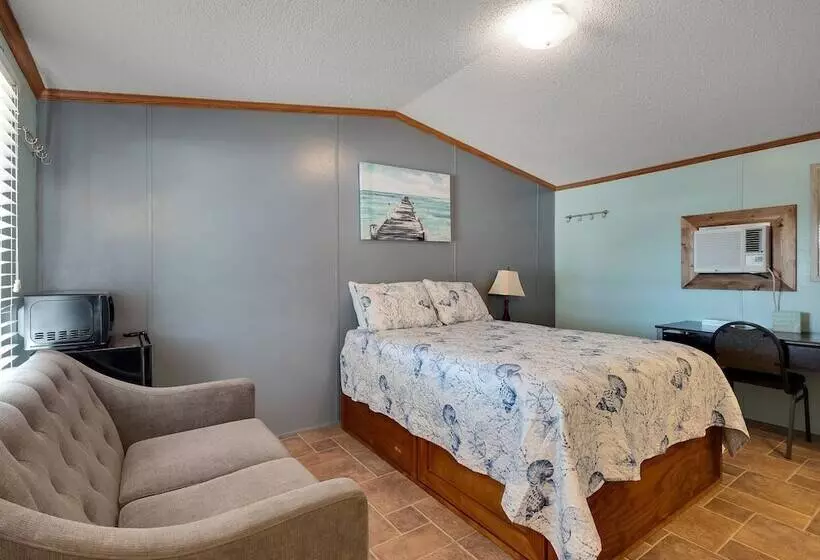 Motelli Fiddler S Restaurant And Resort