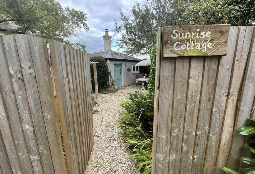 Stunning 1 Bed Cottage With Hot Tub In Ross On Wye